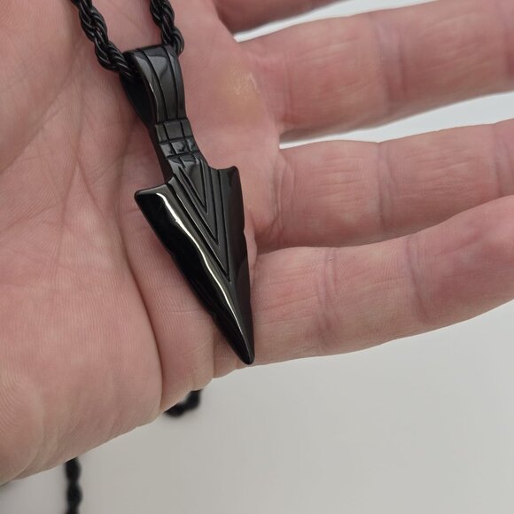 Black Stainless Steel Arrowhead Pendant and Rope Chain Necklace - Picture 4 of 7